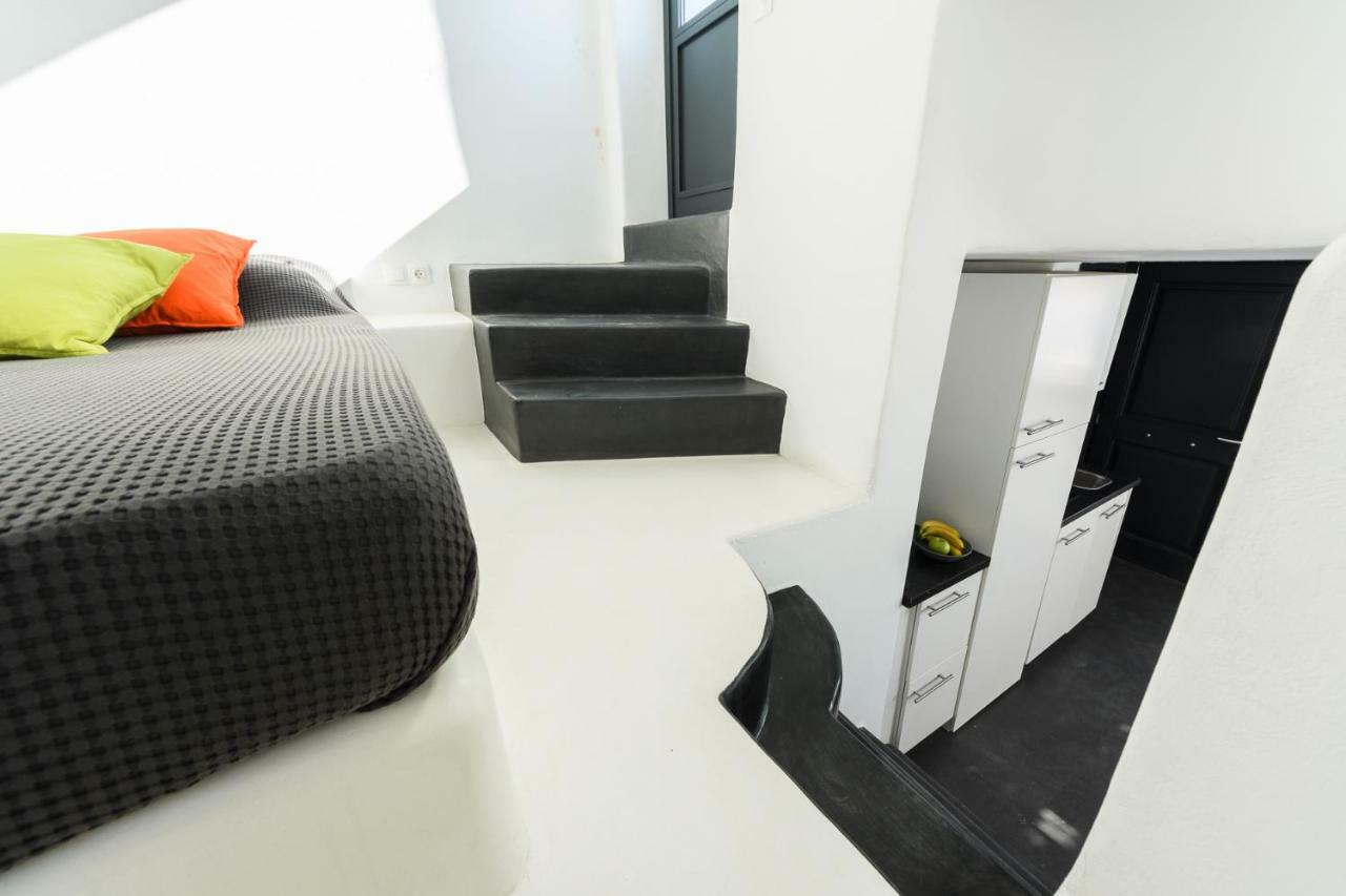 The Luna Suite Emporio  Exteriör bild
